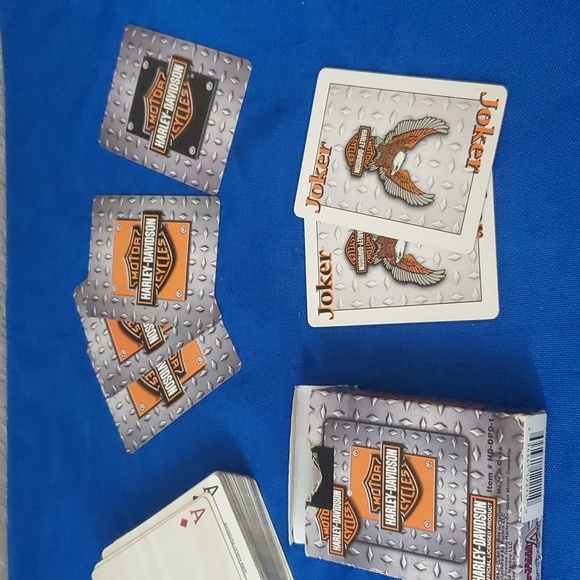 4/$20 VTG Harley Davidson playing cards (flawed) - Picture 4 of 9